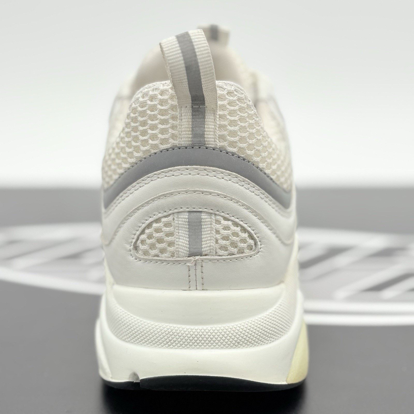 Dior Dior B22 Sneaker ' White Reflective ' | GREAT CONDITION! Size US 7 / EU 40 - 3 Thumbnail