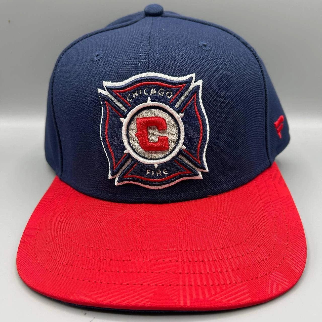 Other Chicago Fire Hat Men Embroidered Fanatics Snap Back Cap Size ONE SIZE - 1 Thumbnail