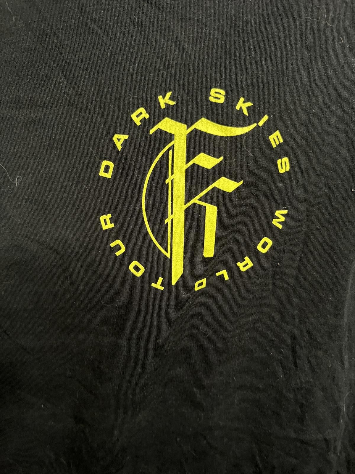 Designer Fit for a King T-shirt Dark Skies World Tour Shirt 2020 - L Size US L / EU 52-54 / 3 - 4 Thumbnail