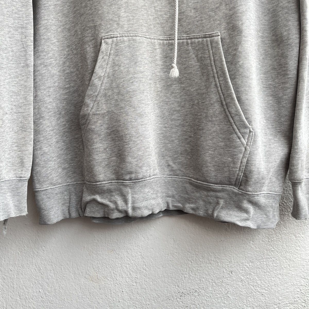 VINTAGE STUSSY SKULL BIG LOGO FRONT DISTRESSED HOODIE