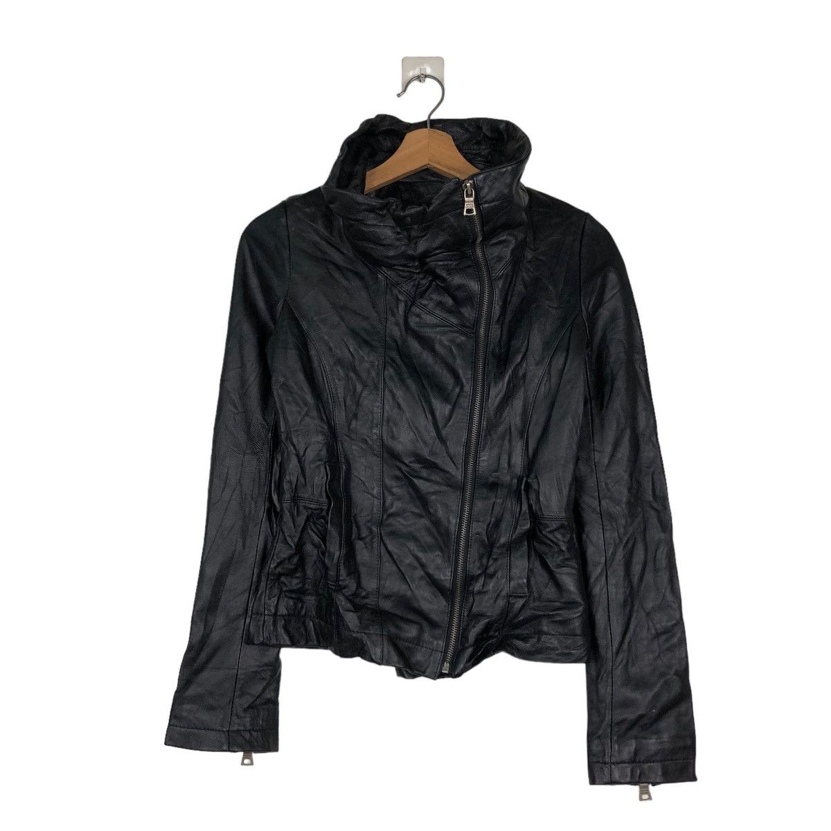 Japanese Brand 📌VINTAGE CROPPED LEATHER JACKET BANANA REPUBLIC JAPAN Size M / US 6-8 / IT 42-44 - 2 Thumbnail