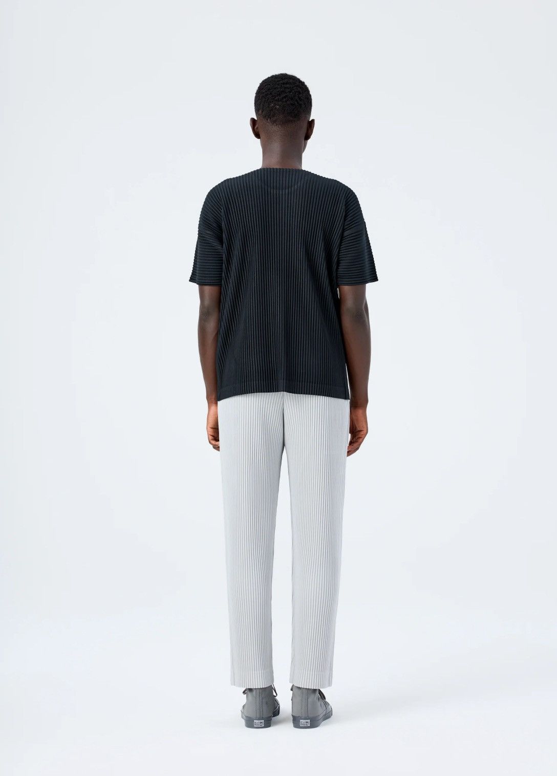 Issey Miyake ISSEY MIYAKE HOMME PLISSÉ 2022 SS Tapered Pants Size US 30 / EU 46 - 4 Thumbnail