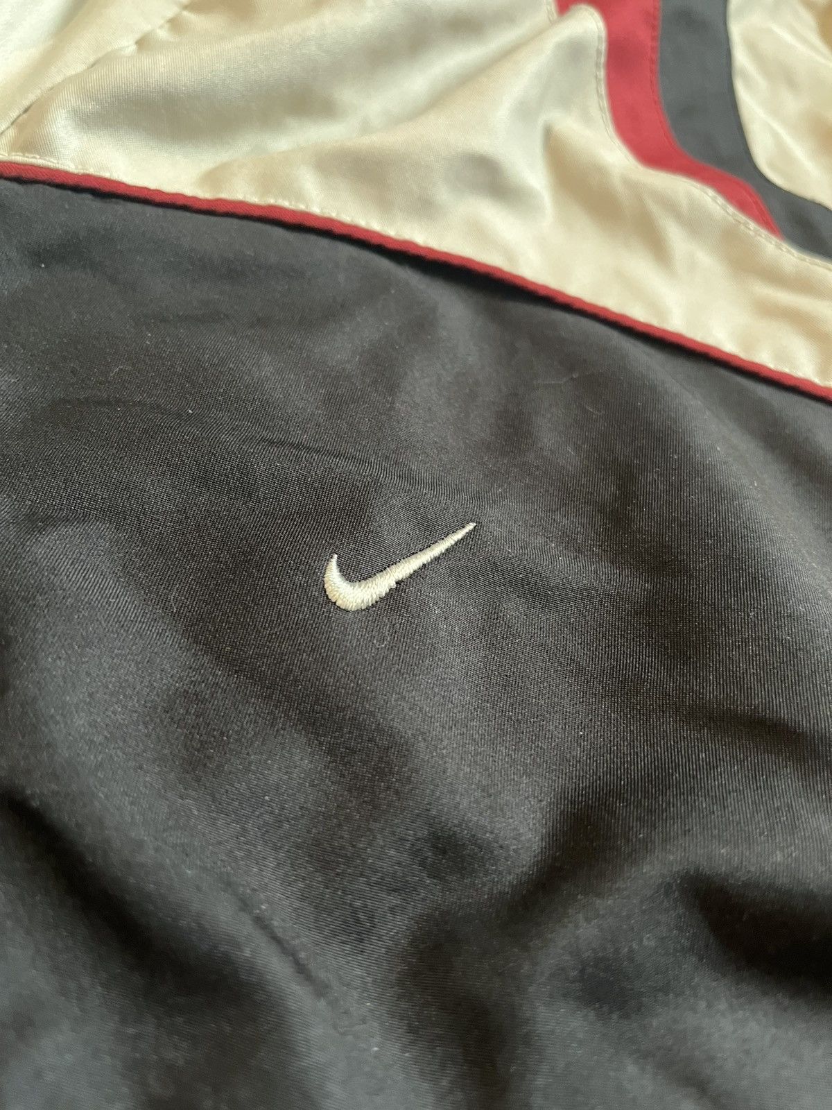 Nike 90s Nike Windbreaker Retro Track Jacket Vintage Sportswear Size US L / EU 52-54 / 3 - 3 Thumbnail