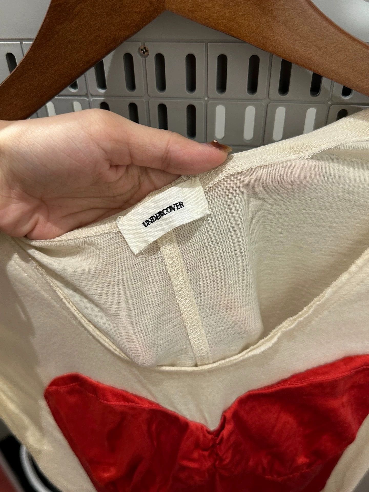 Undercover Undercover Takahiro Kondo Red White Tank Top 2002 Size ONE SIZE - 4 Thumbnail