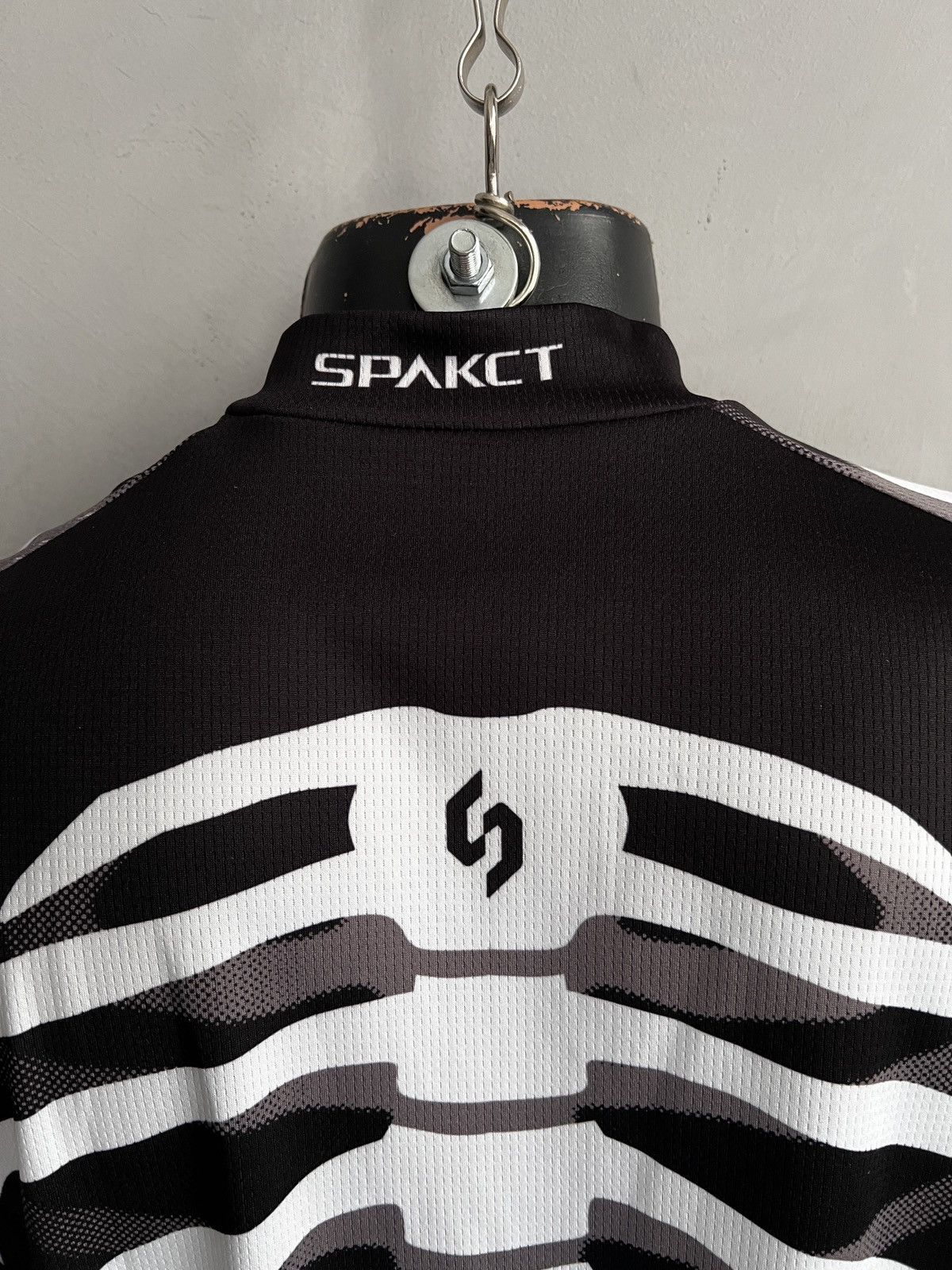 Rapha Skull T-shirt bike jersey Bike Underwear Spakct Size US XL / EU 56 / 4 - 12 Thumbnail