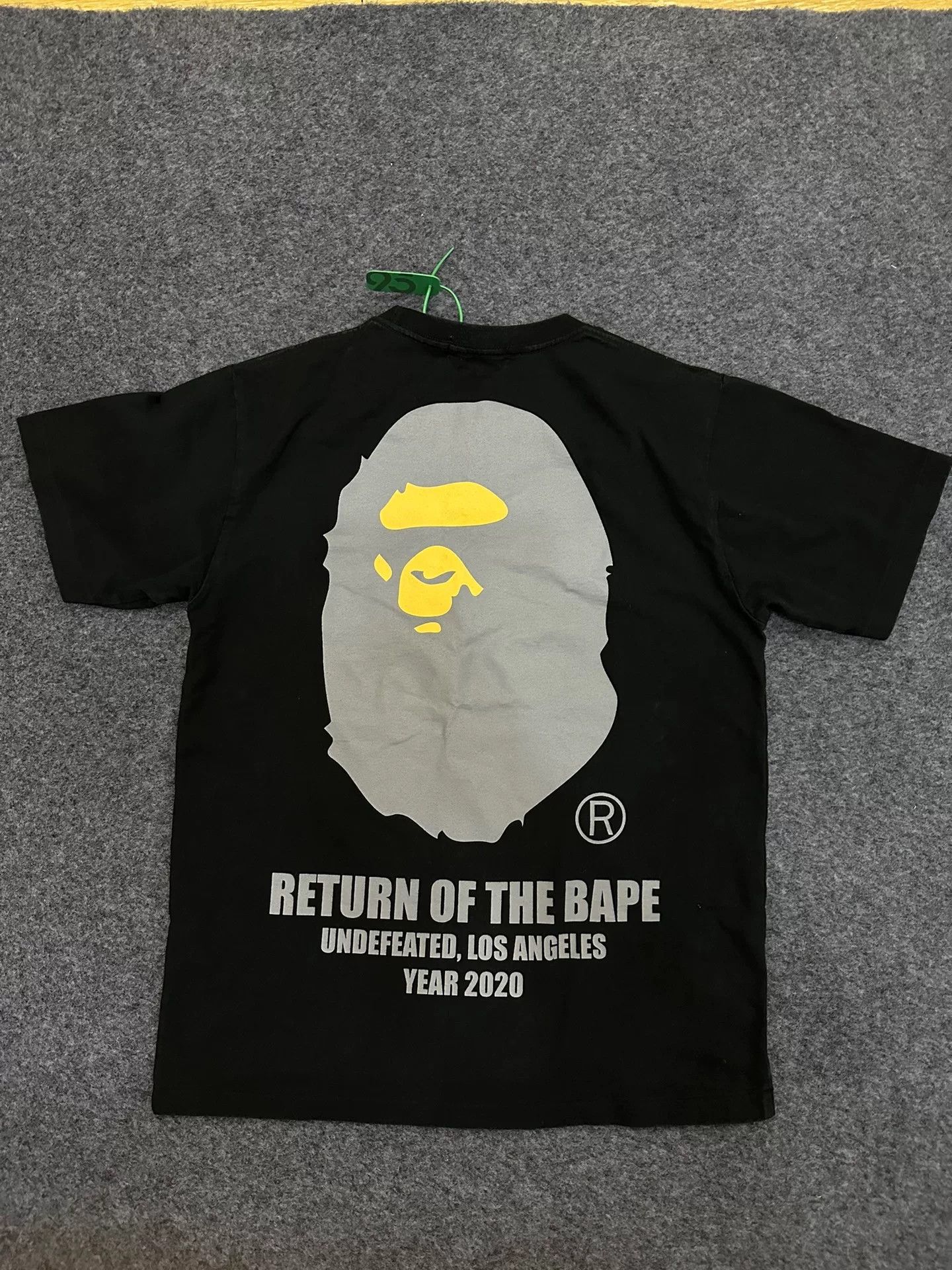 Bape Bape Und Multi Glow T-Shirt Casual Size US M / EU 48-50 / 2 - 1 Thumbnail