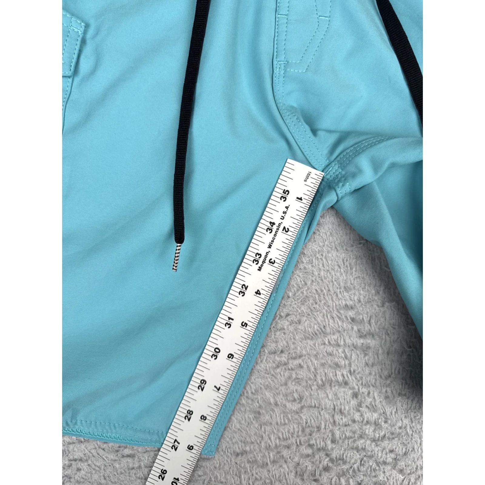 Volcom Volcom Cargo Shorts Mens 29 Blue Microfiber 9 Inseam Swim Quick Dry Boardshort Size US 29 - 6 Thumbnail