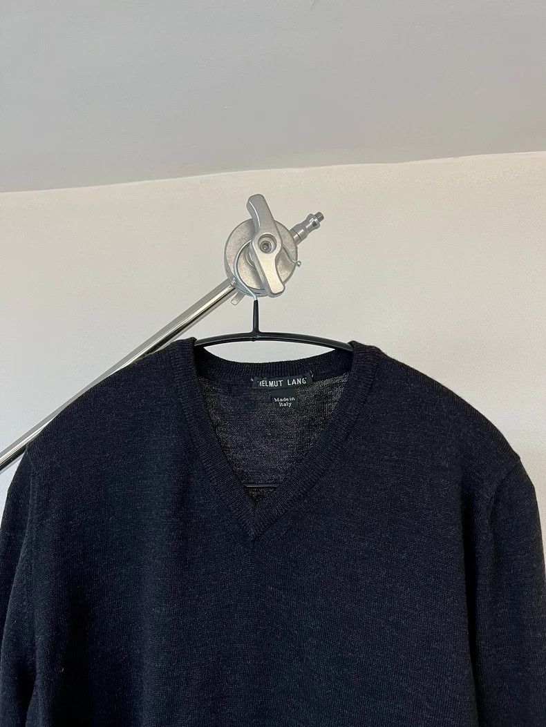 Helmut Lang HELMUT LANG Knitted V-neck sweater Size US S / EU 44-46 / 1 - 3 Thumbnail