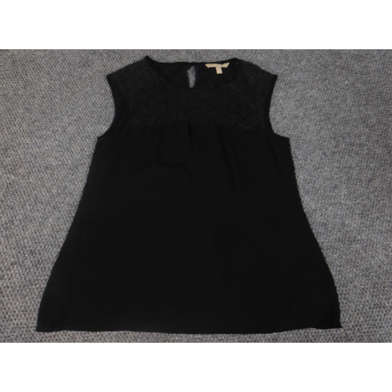 Banana Republic Banana Republic Blouse Womens 8 Black Solid Crew Neck Sleeveless Pullover Casual Modal Spandex Rayon Basic Classic Stretch Regu lar Size M / US 6-8 / IT 42-44 - 3 Thumbnail