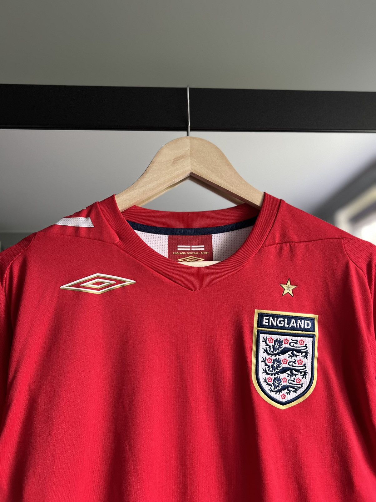 Umbro × Vintage Vintage Umbro England 2006/08 Away Blokecore Soccer Jersey Size US L / EU 52-54 / 3 - 3 Thumbnail