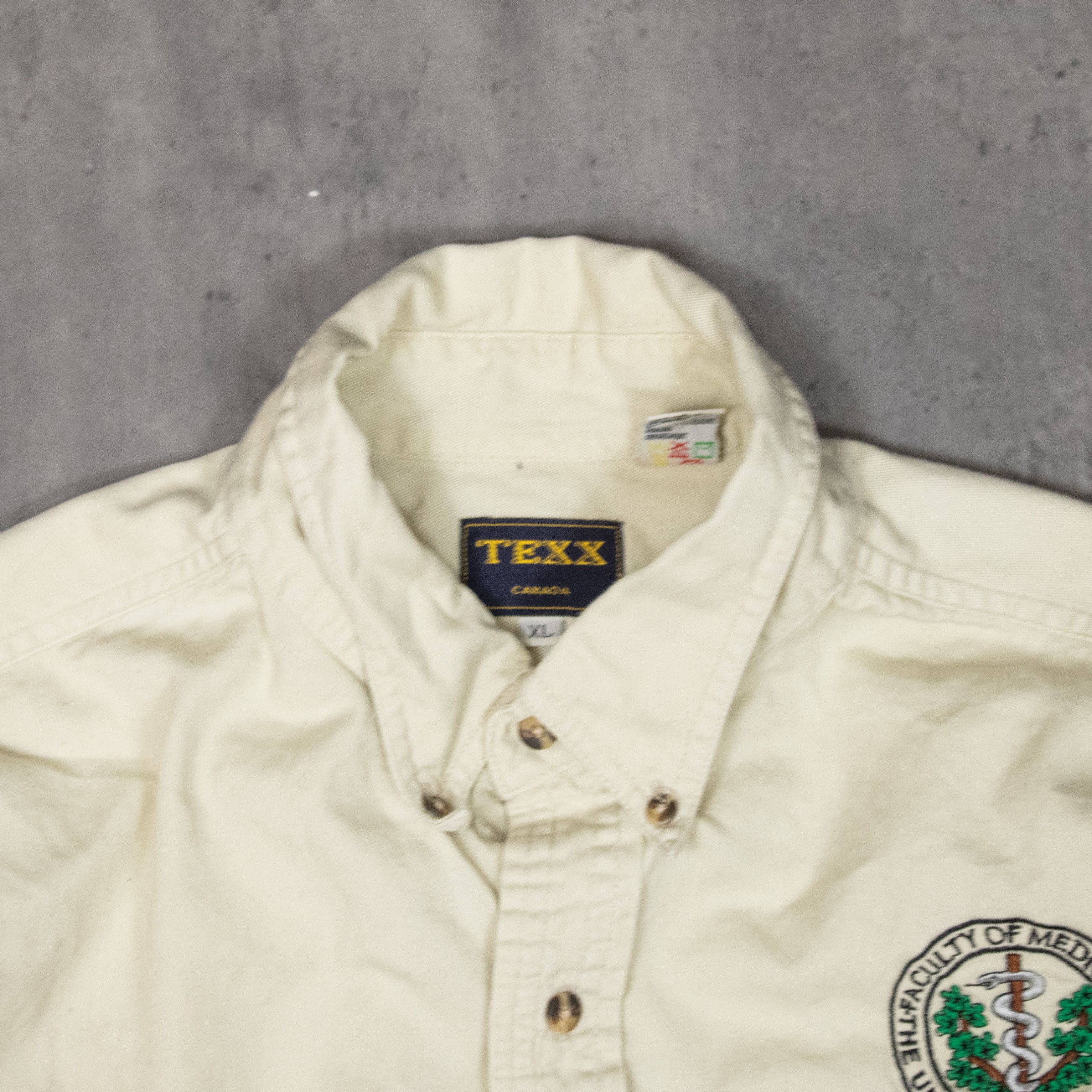 Vintage Vintage VTG 90's Medical Crest Cream One Pocket Denim Shirt Size US L / EU 52-54 / 3 - 6 Thumbnail