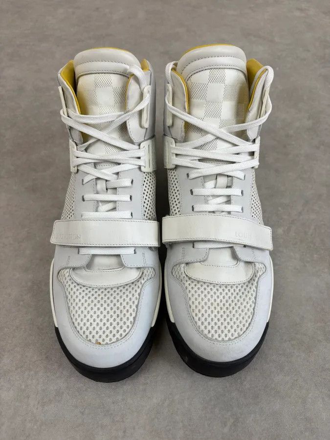 Louis Vuitton Louis Vuitton White Trail Blazer Leather Mesh High Sneakers Size US 12 / EU 45 - 2 Thumbnail