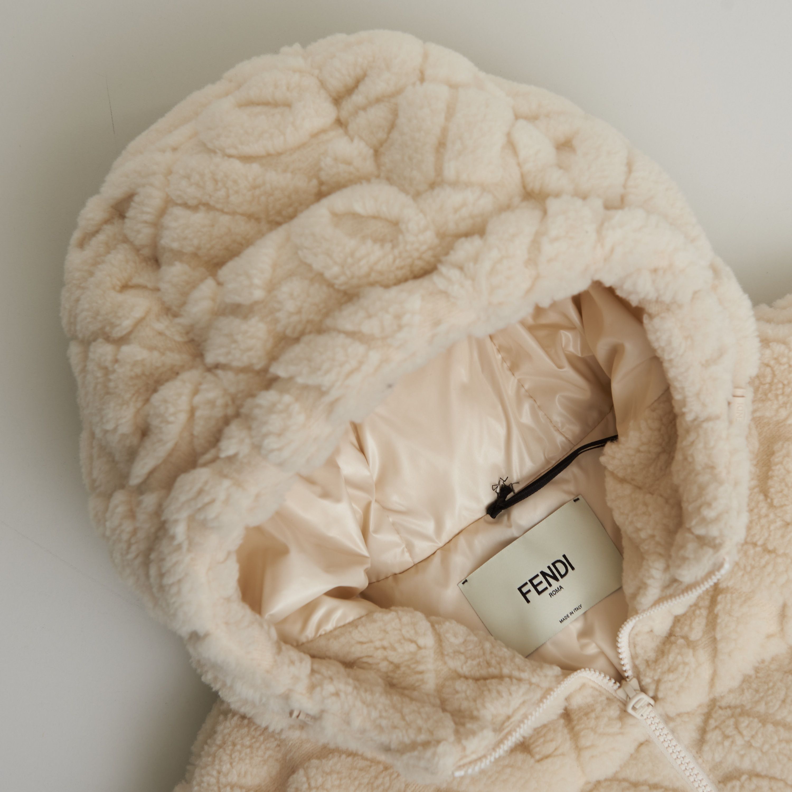 Fendi Short Blouson Jacket - White Wool, FF Motif, Drawstring Size L / US 10 / IT 46 - 14 Thumbnail
