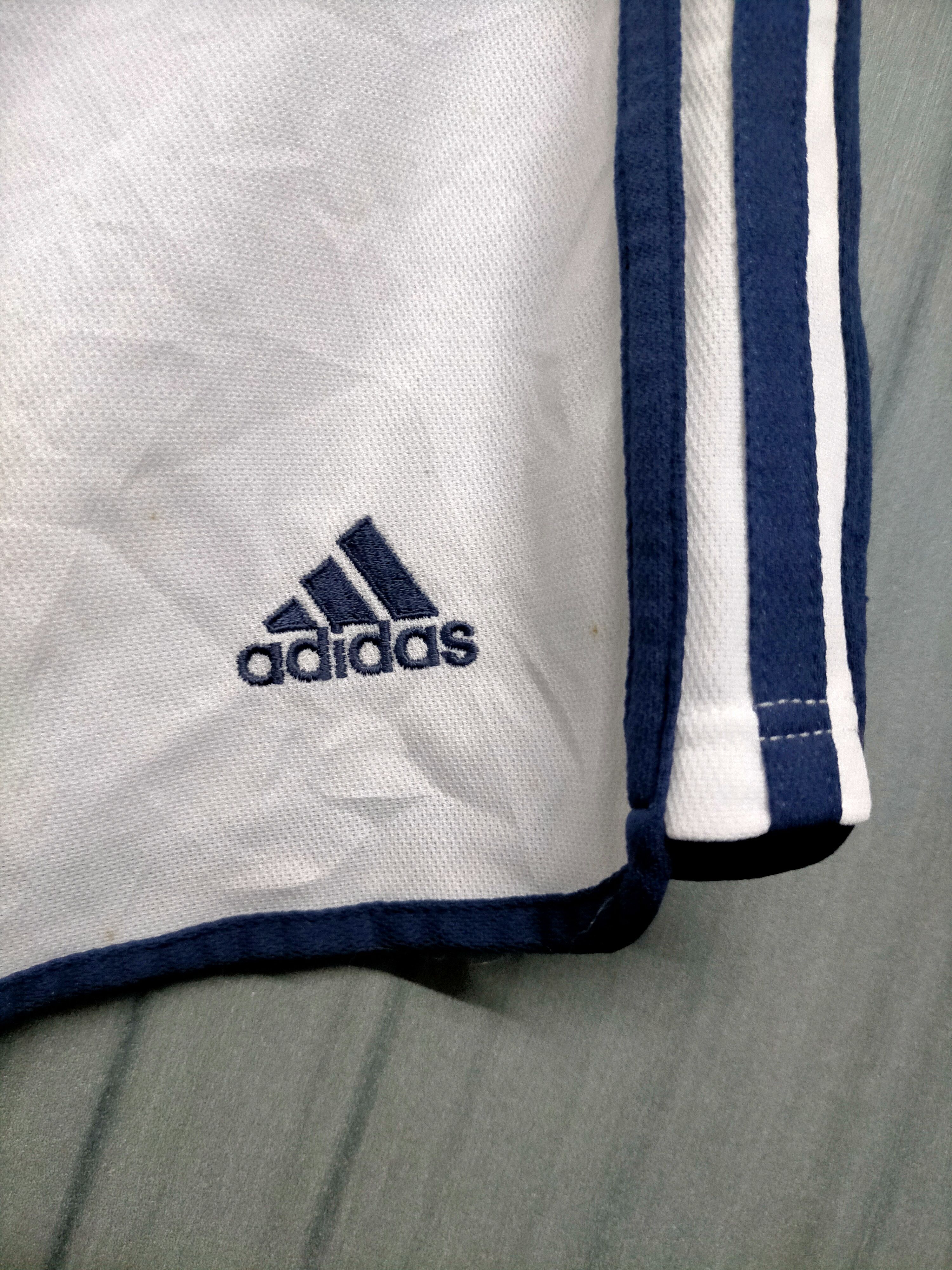 Adidas Vintage 2001 Real Madrid Footbal Jersey Short pants Size US 30 / EU 46 - 13 Thumbnail