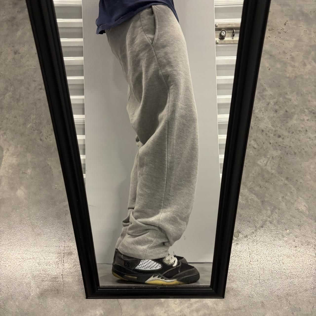 Japanese Brand × Vintage Crazy Vintage Y2K/2000s Light Grey Essential Sweatpants! Size US 32 / EU 48 - 2 Thumbnail