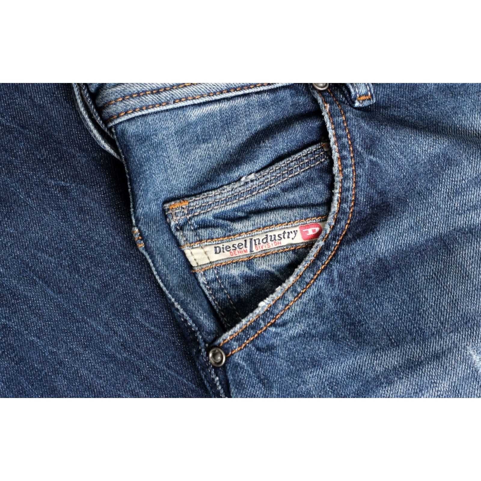 Diesel DIESEL KROOLEY 008B9 Slim Carrot Jeans Men 34 W34 L32 DZ8320 Jeans Men's 34 Slim Carrot Denim Blue KD DZ8320 Size US 34 / EU 50 - 6 Thumbnail