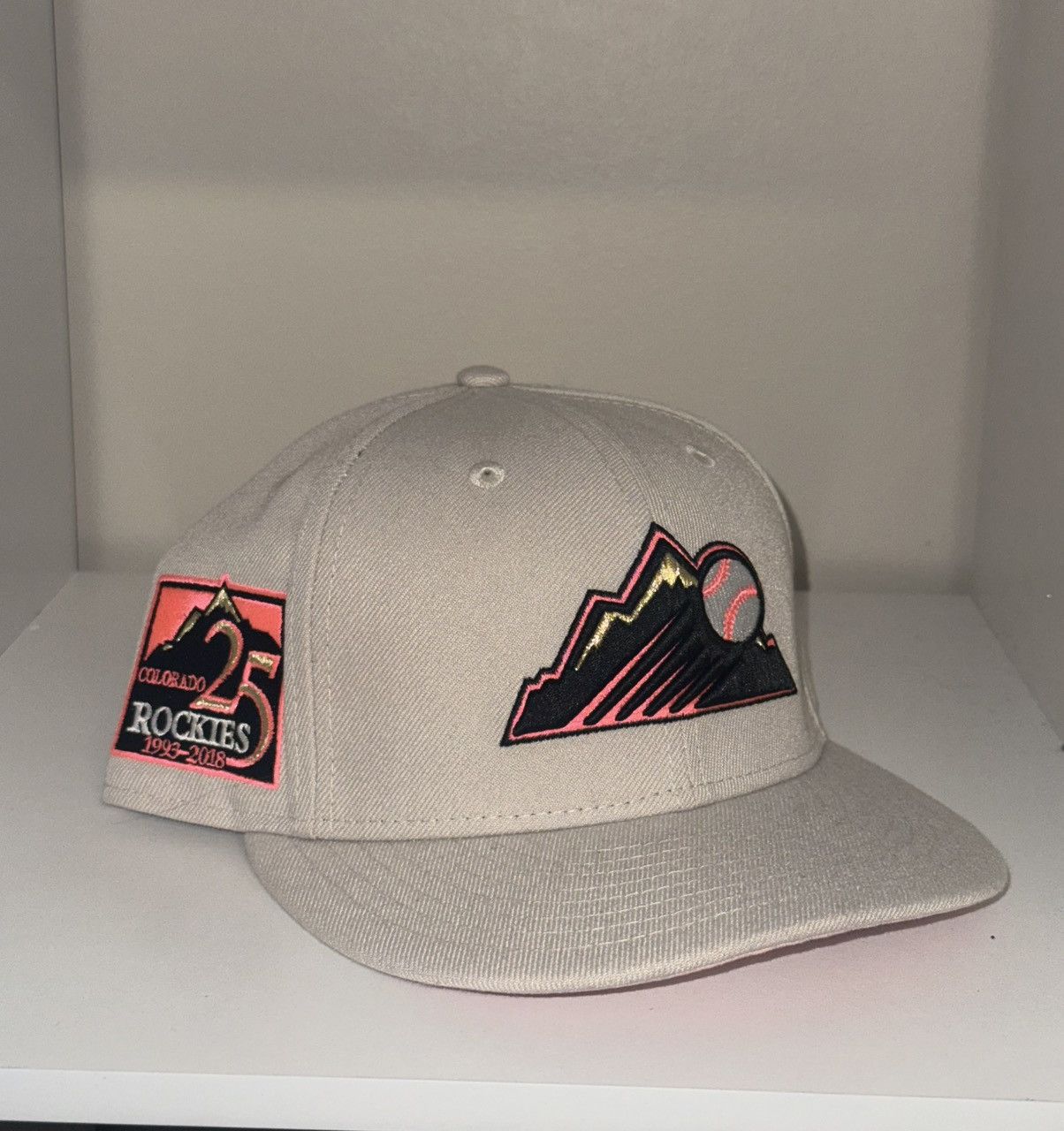 New Era New Era Colorado Rockies 59FIFTY 25th Anniversary Gray Pink Size ONE SIZE - 1 Thumbnail