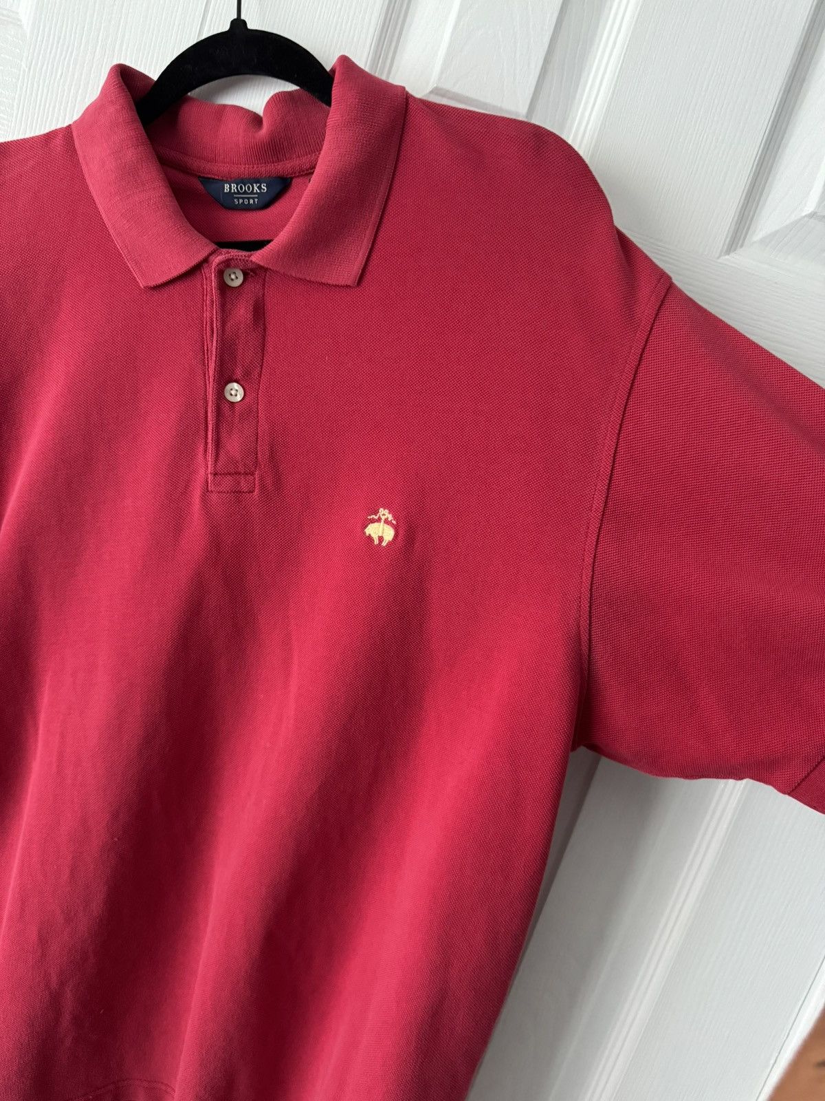 Brooks Brothers Red Brooks Brothers Polo Shirt Gold Logo 100% Cotton Size L Size US L / EU 52-54 / 3 - 4 Thumbnail