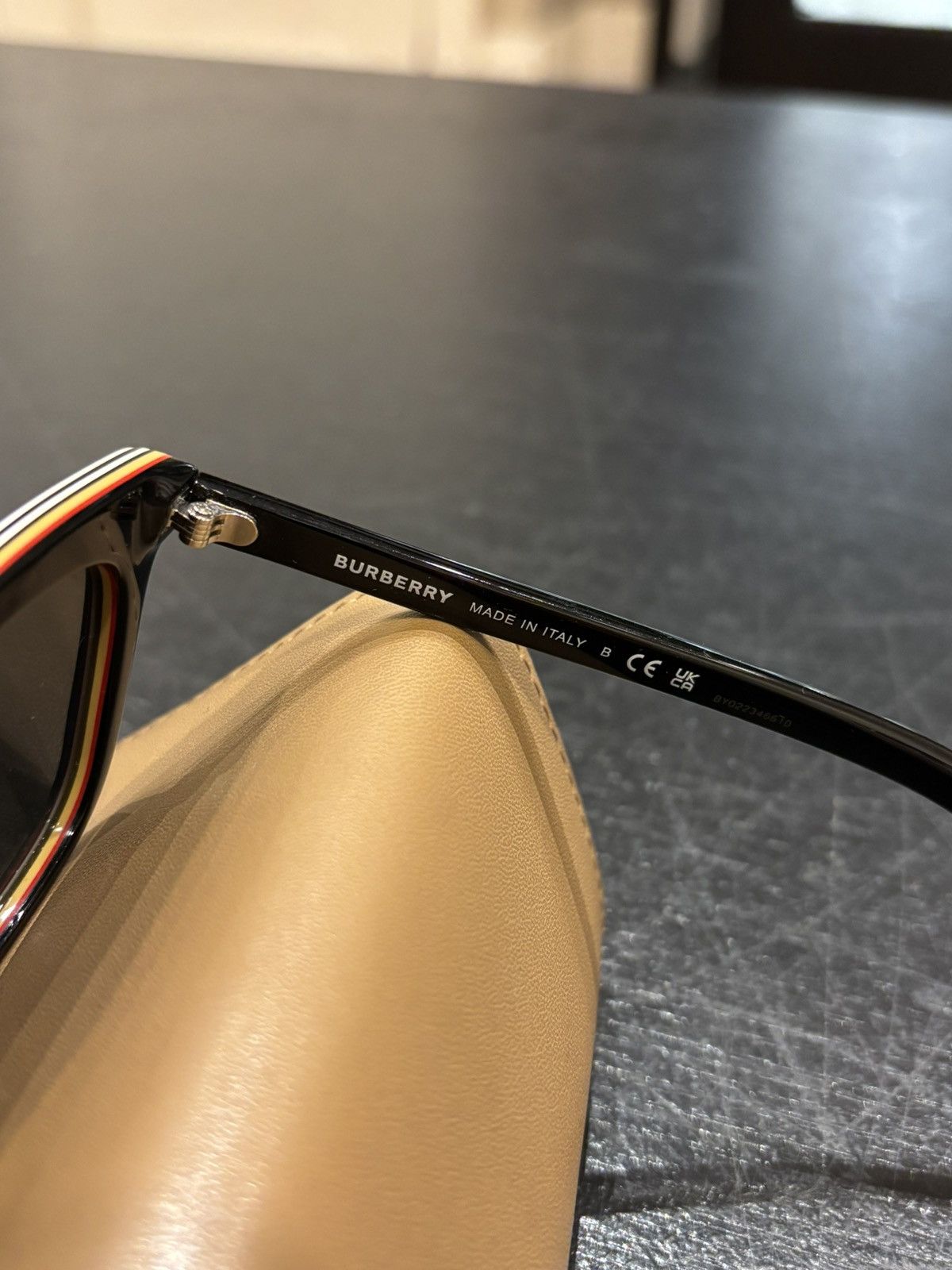 Burberry Burberry Sunglasses Size ONE SIZE - 4 Thumbnail