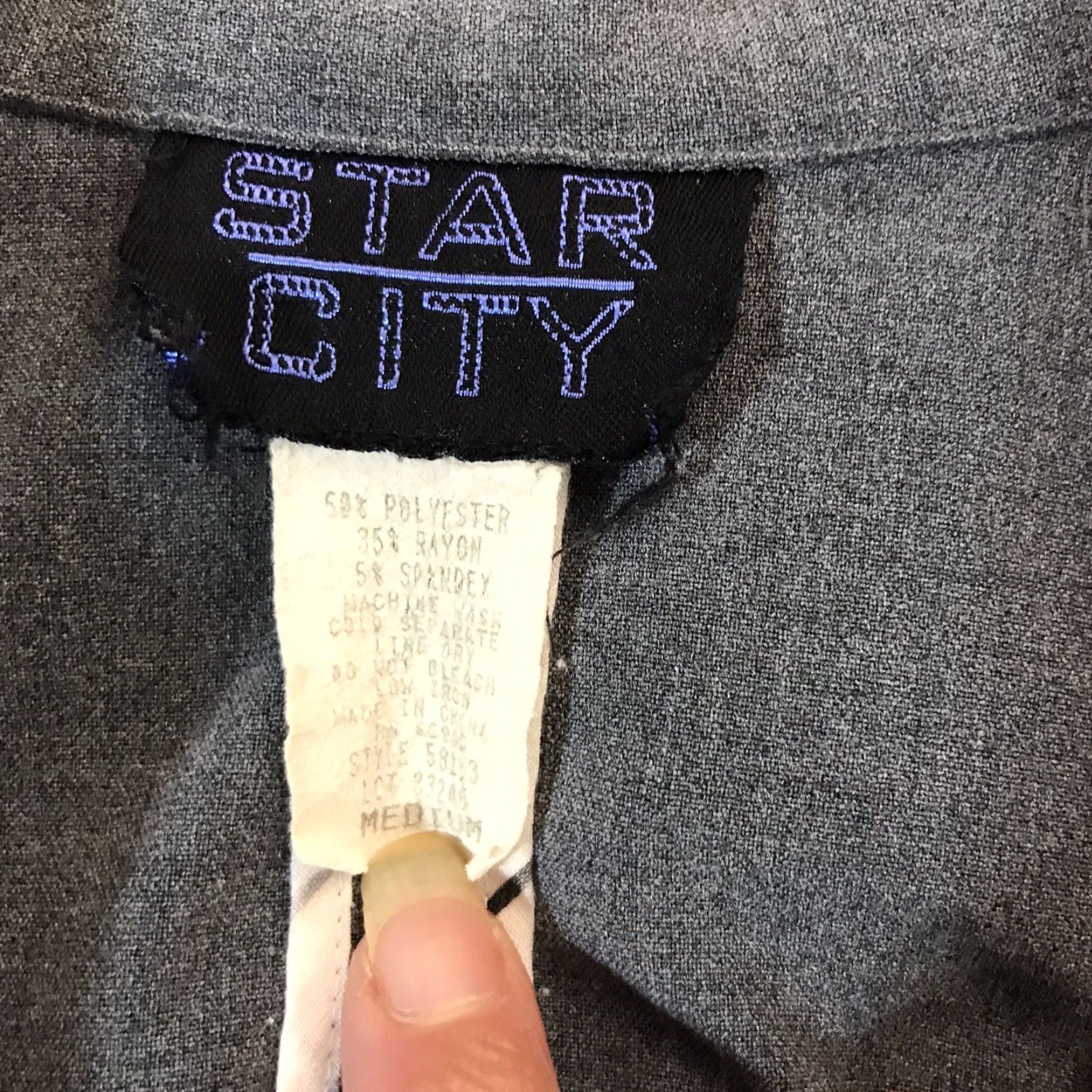 Vintage VINTAGE Star City Blazer Women Size M Gray Knit Double Button Mid-Length Long Sleeve Business Casual Jacket Size M / US 6-8 / IT 42-44 - 3 Thumbnail