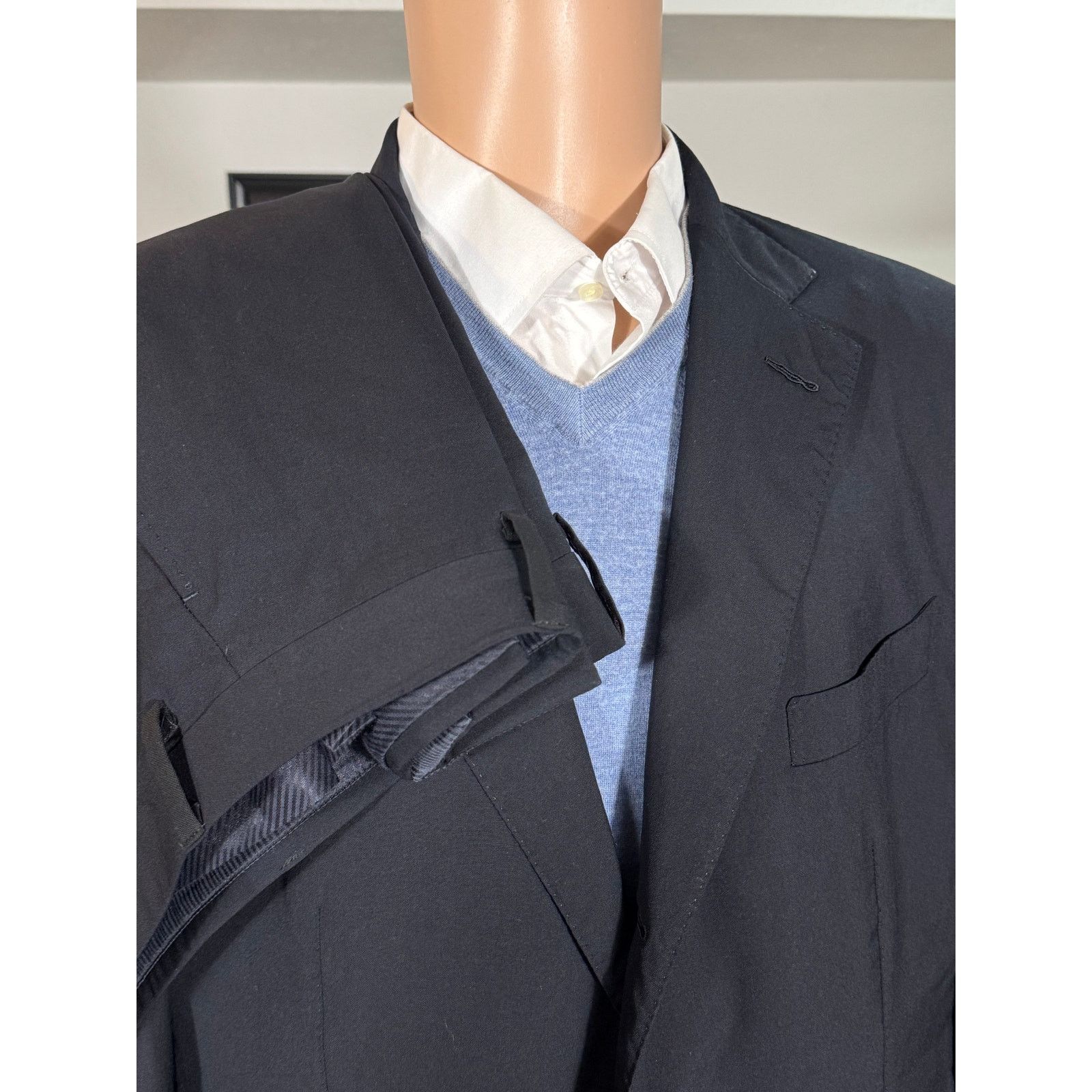 Tom Ford Tom Ford Navy Blue Notch Lapel 2 Piece Suit IT 56/ US 46R Size 46R - 2 Thumbnail