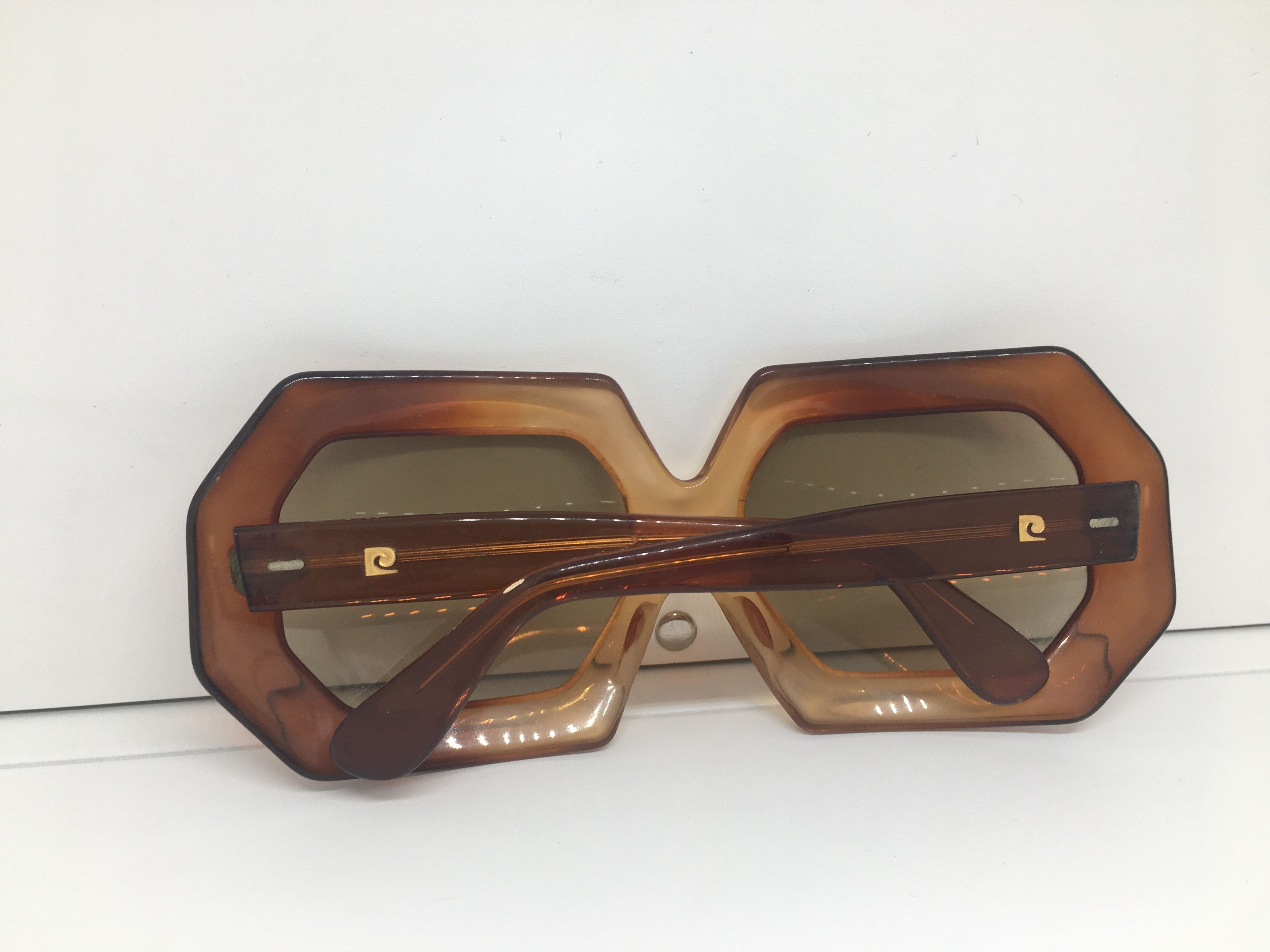 Pierre Cardin PIERRE CARDIN PARIS HAUTE COUTURE LUNETTES DE SOLEIL Size ONE SIZE - 9 Thumbnail