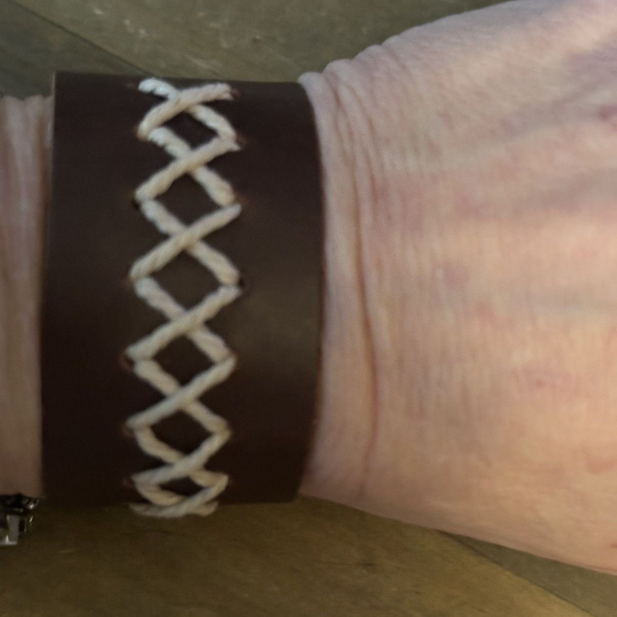 Vintage Vintage leather criss cross stitch wide leather bracelet Size ONE SIZE - 6 Thumbnail