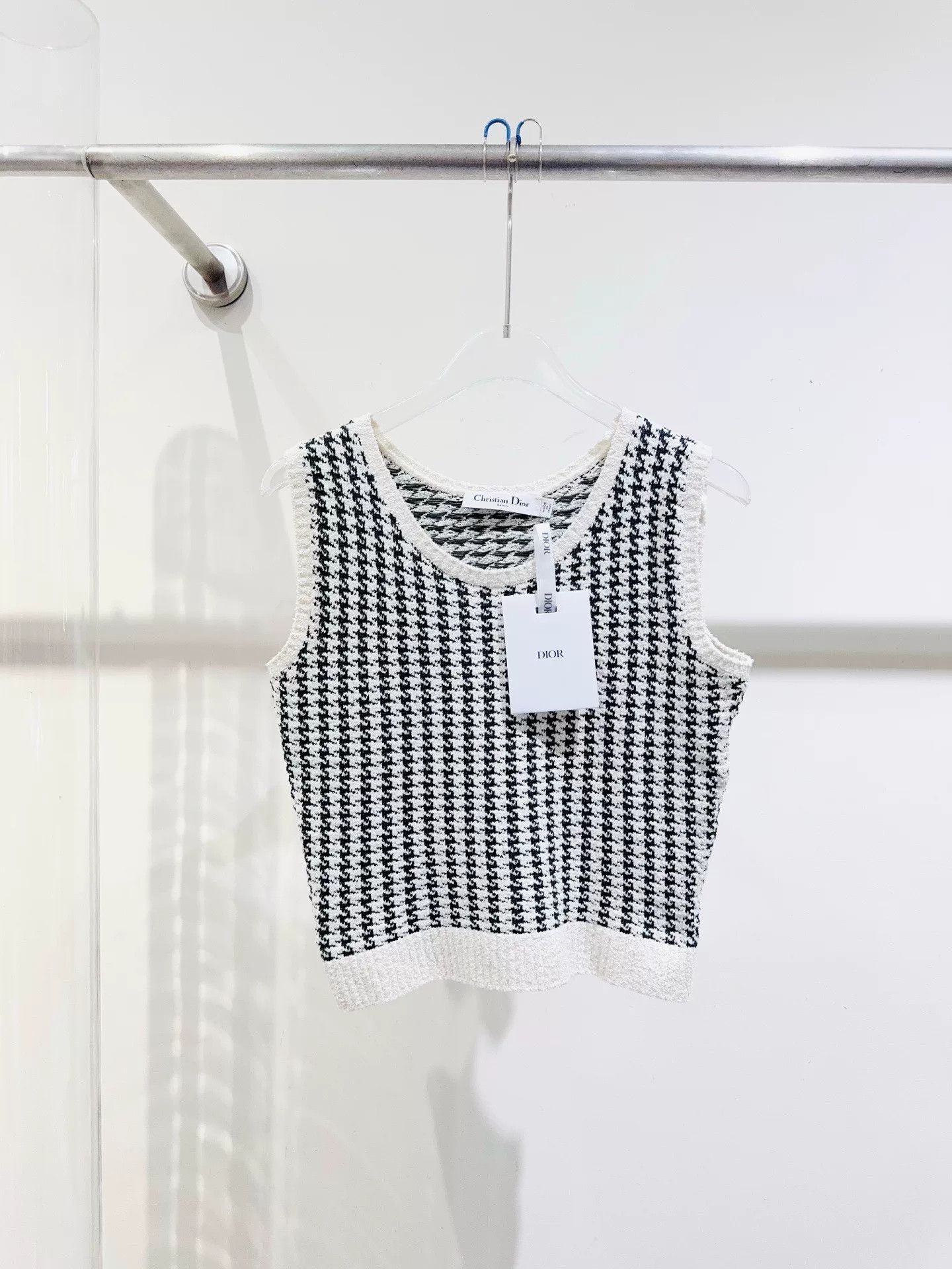 Dior Dior Spring/Summer 24 Houndstooth Vest Size XS / US 0-2 / IT 36-38 - 1 Thumbnail
