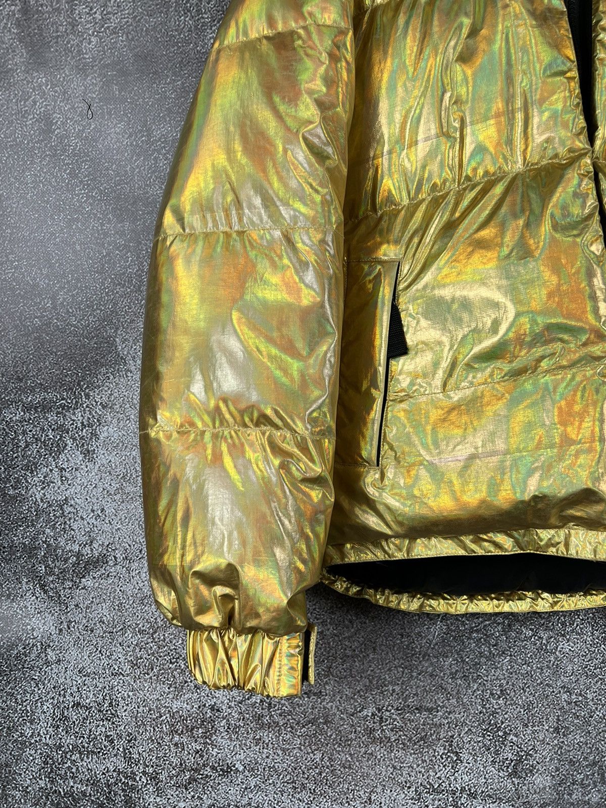 Tommy Hilfiger Tommy Hilfiger Rainbow Gold Puffer Jacket Expedition XL Size US XL / EU 56 / 4 - 3 Thumbnail