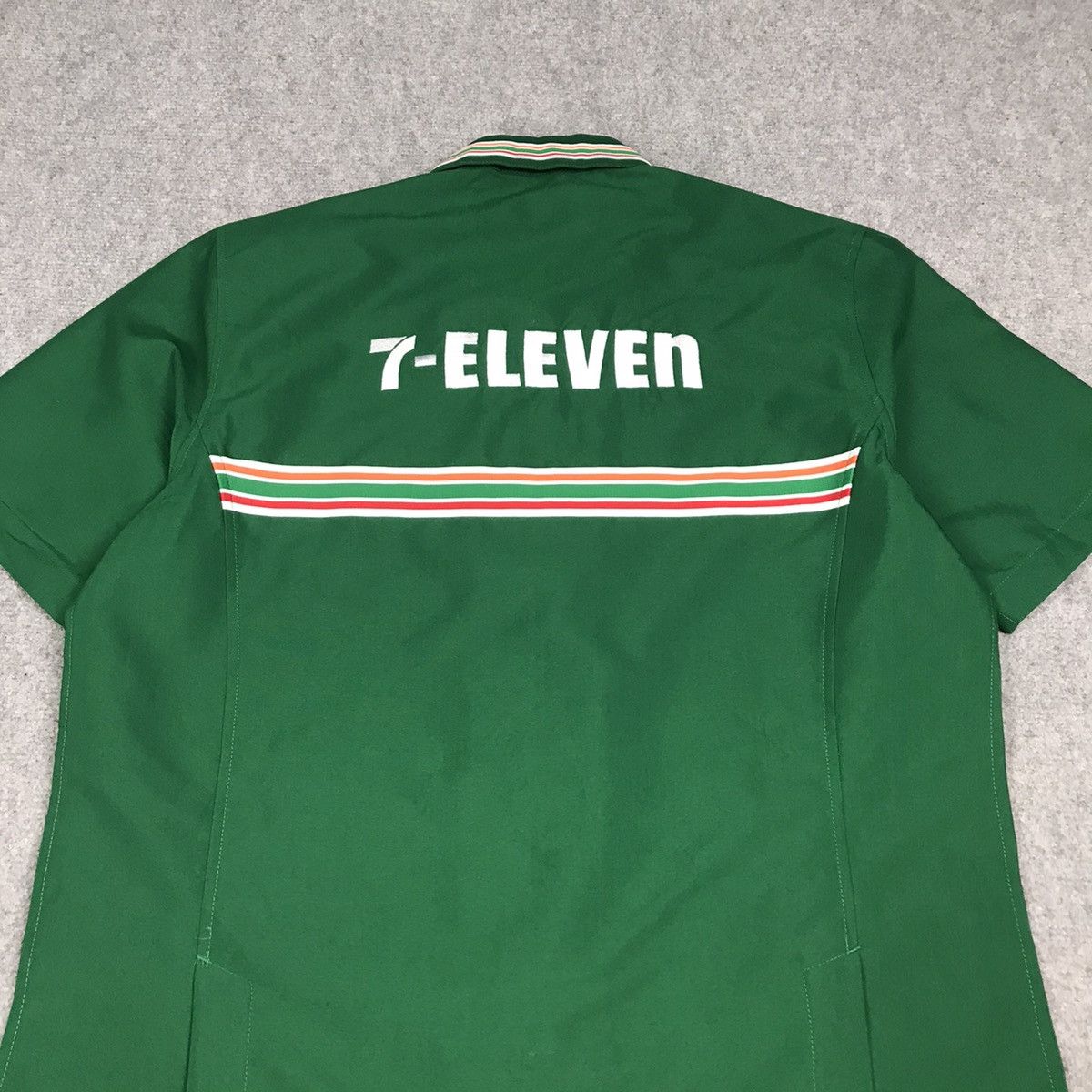Japanese Brand 7 Eleven embroidery logo zipper Japan uniform work jacket Size US M / EU 48-50 / 2 - 8 Thumbnail