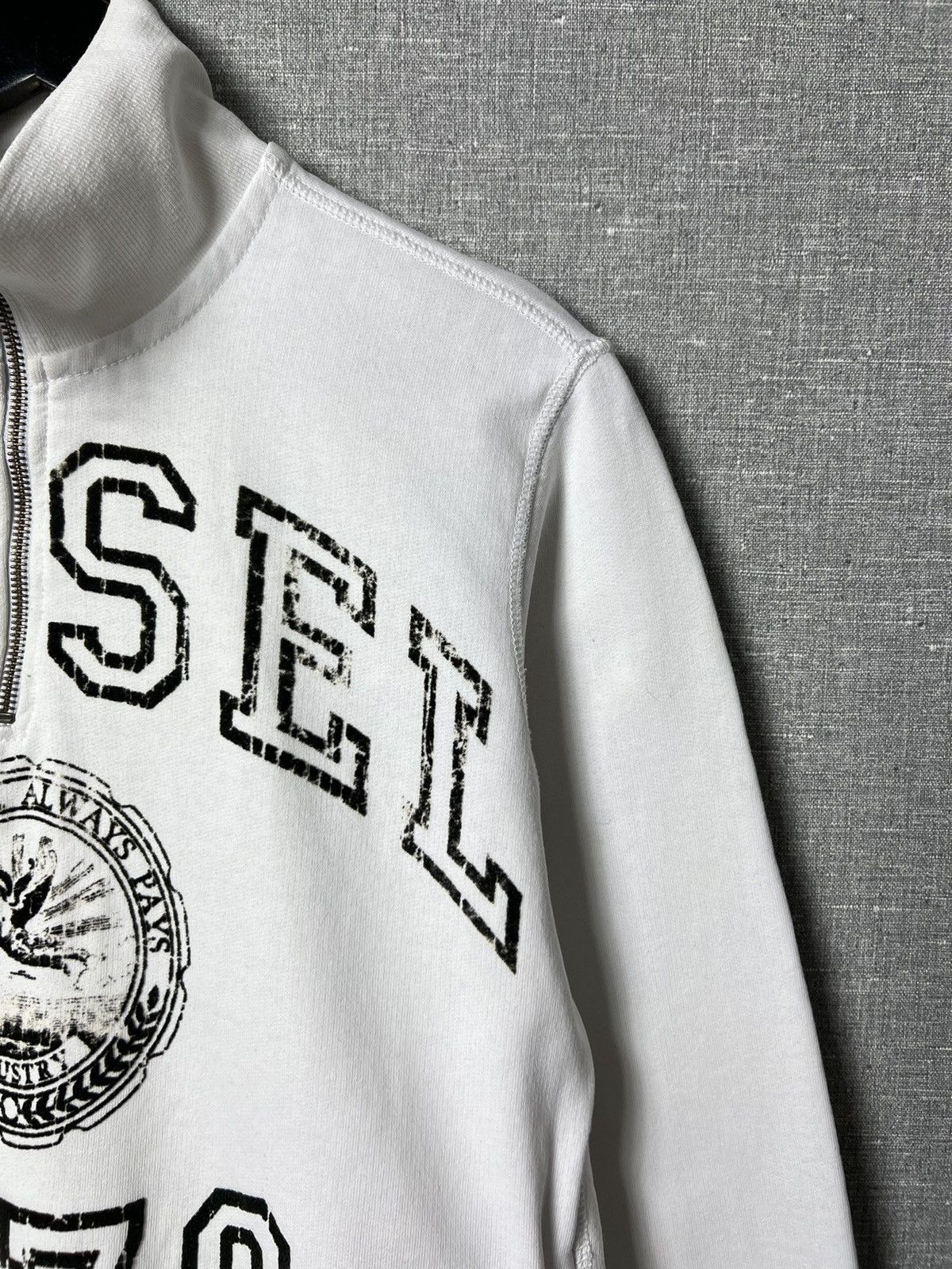 Diesel Rare Vintage Y2K Diesel Big Logo Zip Pullover Sweatshirt Size US S / EU 44-46 / 1 - 12 Thumbnail