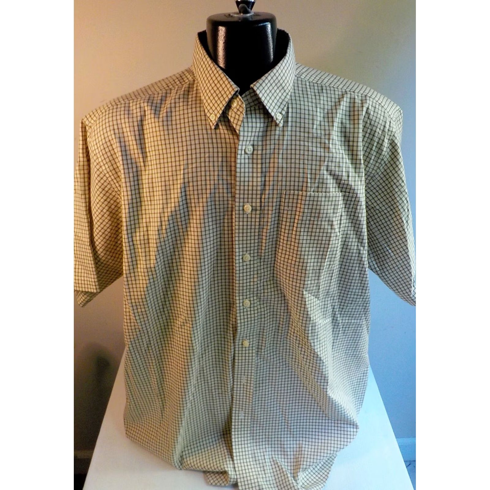 Vintage L.L. Bean Button-Down Shirt Wrinkle Resistant Beige Brown Black XL Tall Mens Short Sleeve Check-Blend Cotton Size US XL / EU 56 / 4 - 2 Thumbnail