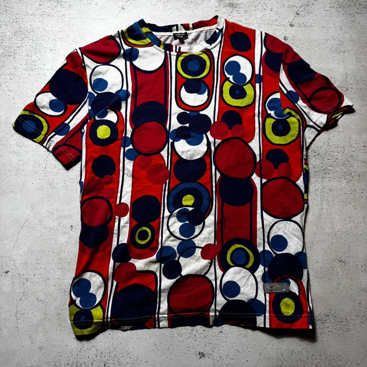 Versace vintage 90s versace t shiet wit abstract print Size XL / US 12-14 / IT 48-50 - 1 Thumbnail