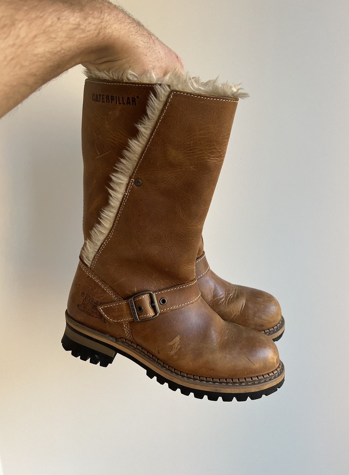 Caterpillar fur lined boots online