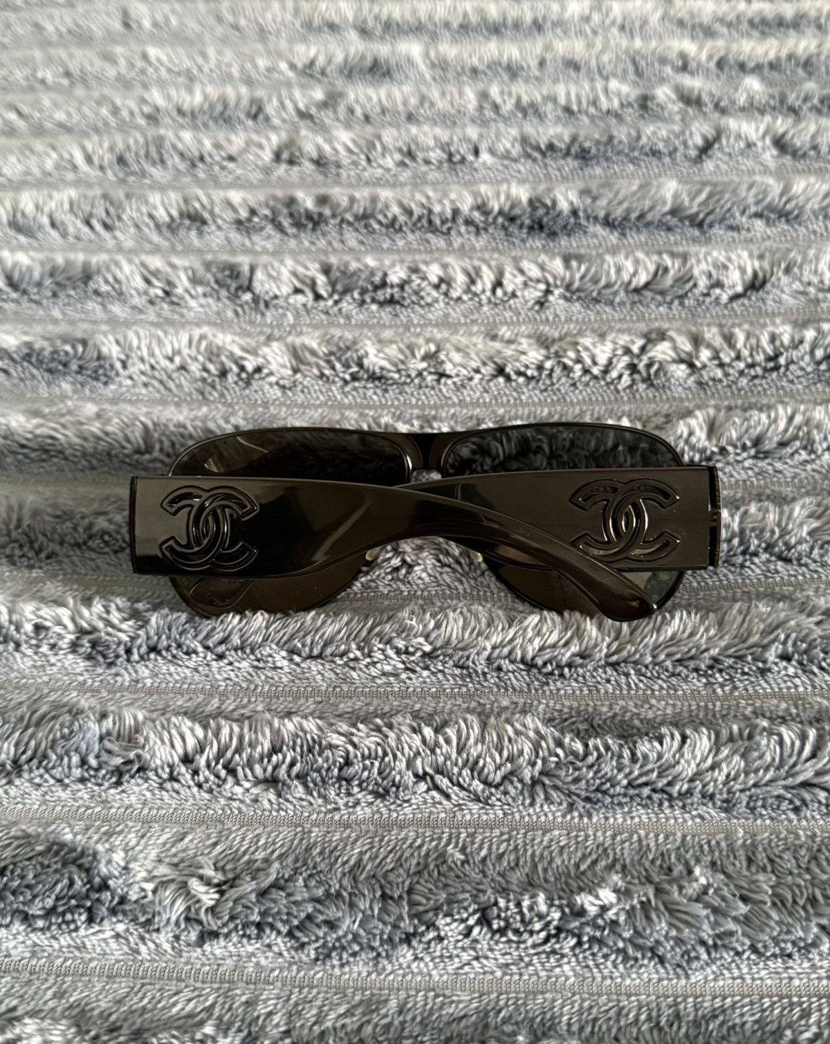 Chanel Chanel Sunglasses Logo Black 4153 Aviator Size ONE SIZE - 4 Thumbnail