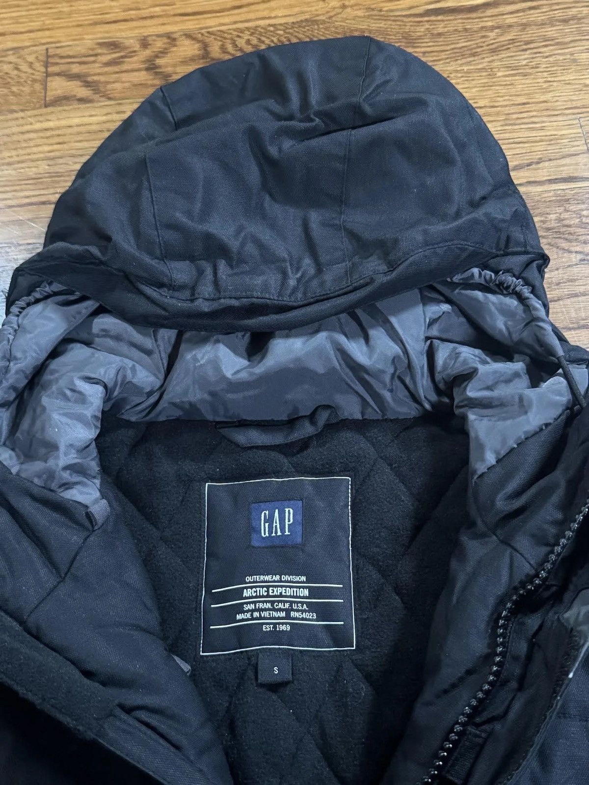 Gap Vintage Gap Arctic Expedition Black Jacket (Size S) Size US S / EU 44-46 / 1 - 3 Thumbnail