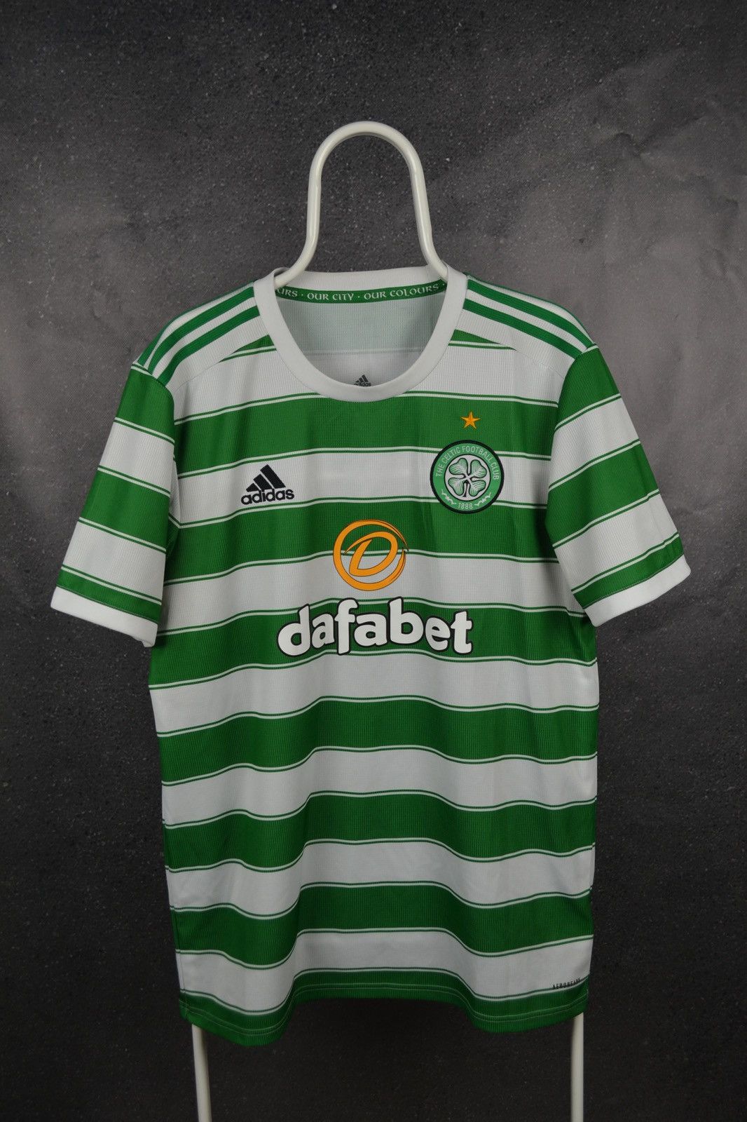 Celtic Glasgow 2021 Home Football Shirt Adidas Soccer Size L