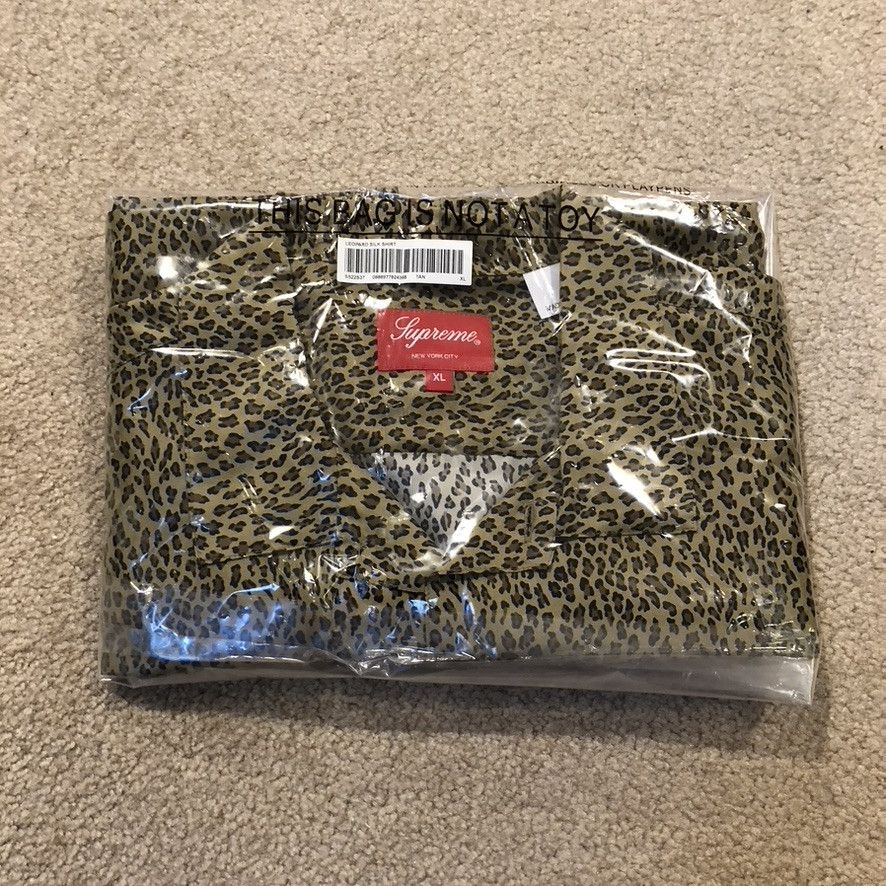 Supreme S/S 2022 Silk Leopard Shirt 'Tan' Size US XL / EU 56 / 4 - 5 Thumbnail