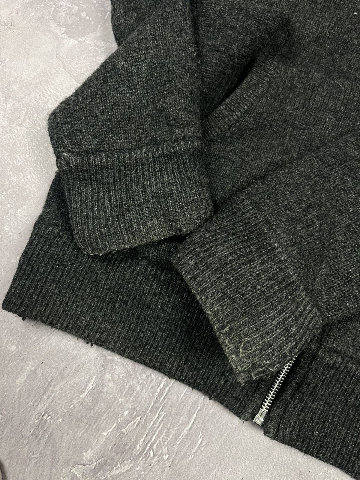 Nike Vintage Nike Wool Grey Zip Hoodie Size M Size US M / EU 48-50 / 2 - 7 Thumbnail