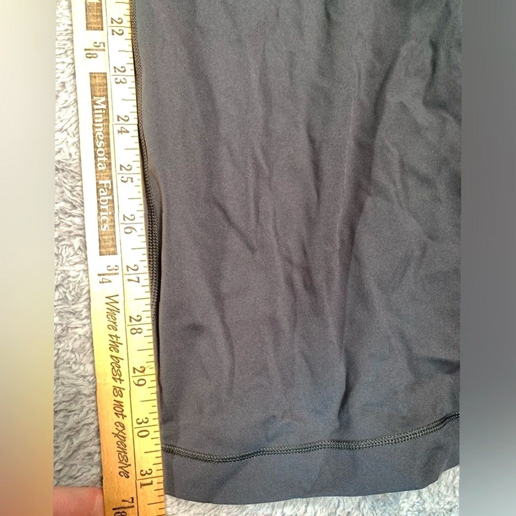 Lululemon Lululemon groove pant flare 4 gray Women Regular Ankle Gray 4 Lululemon groove pant flare 4 gray Size 27" / US 4 / IT 40 - 4 Thumbnail