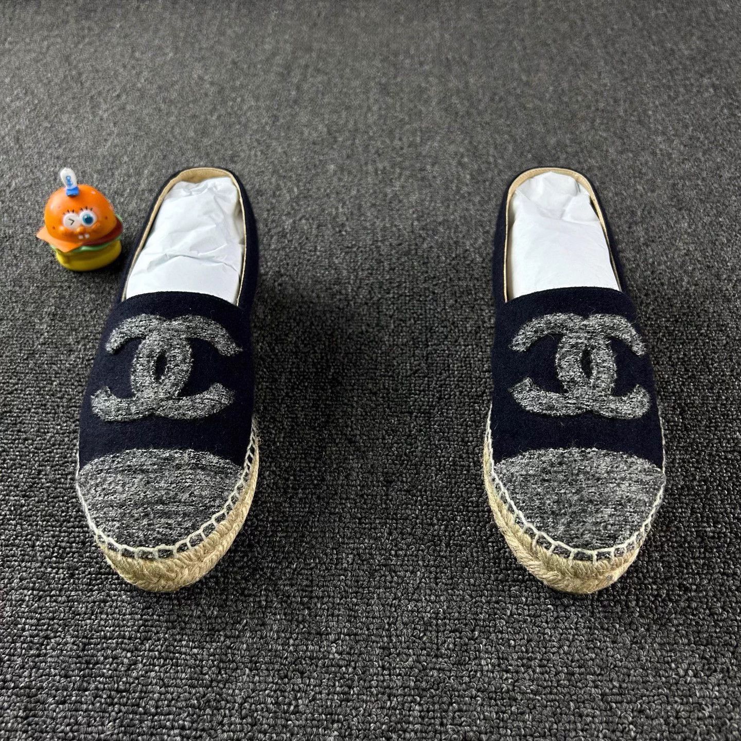 Chanel Chanel CC Fisherman Slipper Size US 6 / IT 36 - 2 Thumbnail