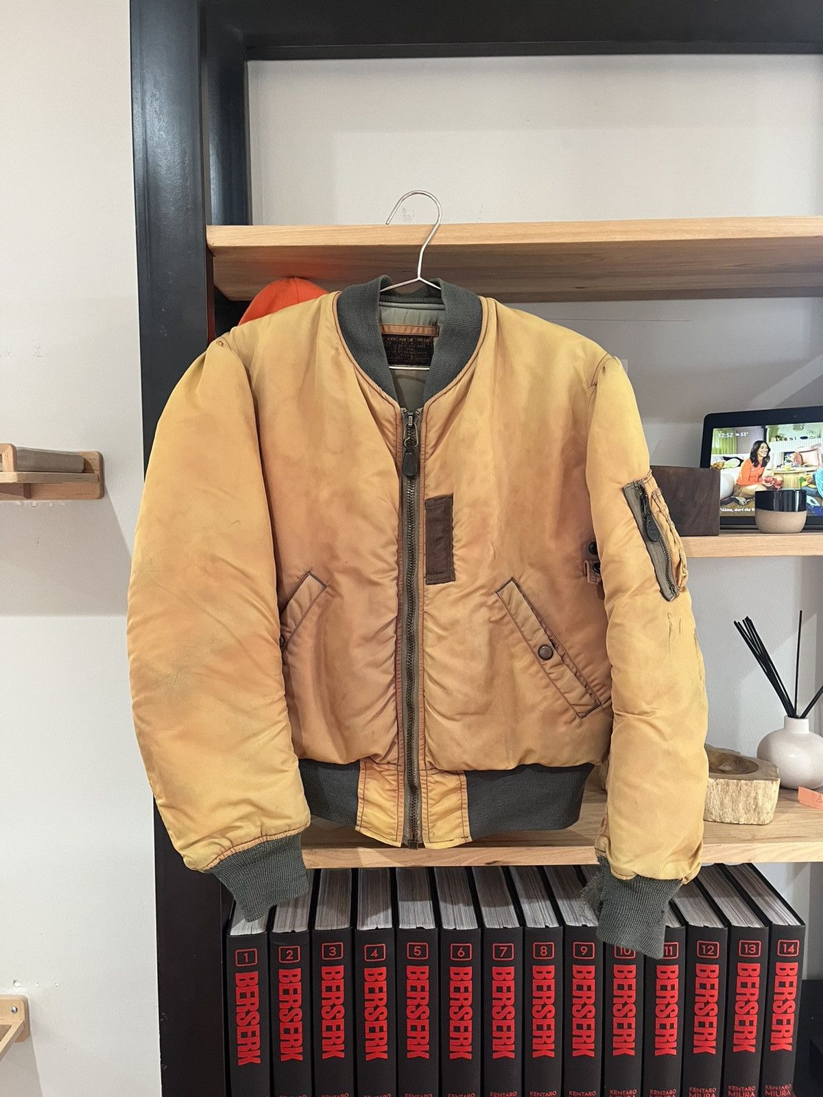 Vintage Vintage Sunfaded Bomber Size US S / EU 44-46 / 1 - 1 Thumbnail