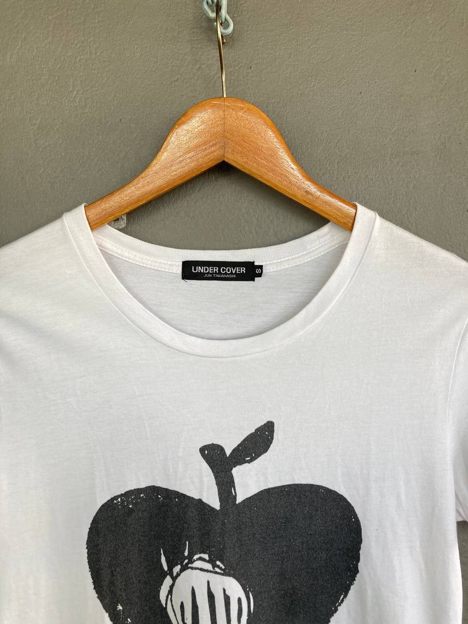 Undercover Undercover “Gilapple” Tee Size US S / EU 44-46 / 1 - 2 Thumbnail