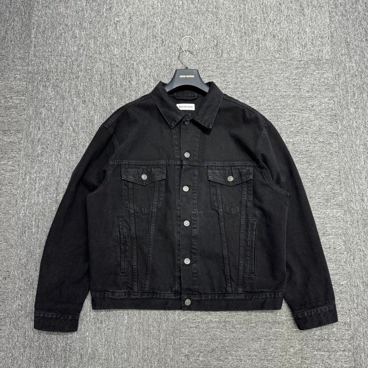 Balenciaga Balenciaga Black Denim Jacket with Logo. Size US M / EU 48-50 / 2 - 1 Thumbnail