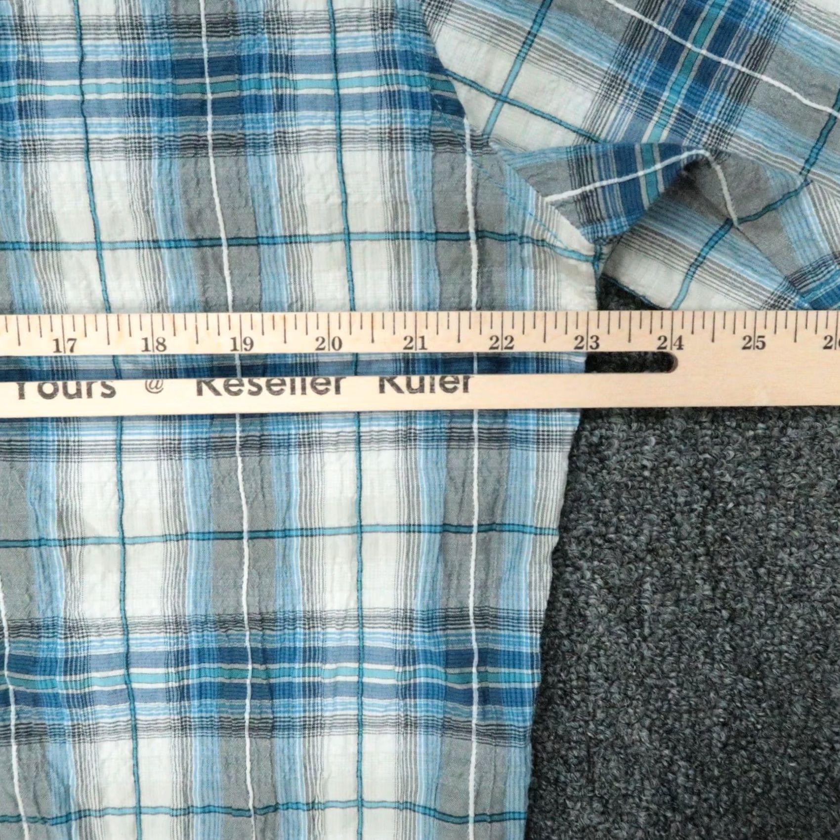 Vintage Kuhl Shirt Mens Large Blue Plaid Short Sleeve Button Outdoor Stretch Seersucker Size US L / EU 52-54 / 3 - 7 Thumbnail