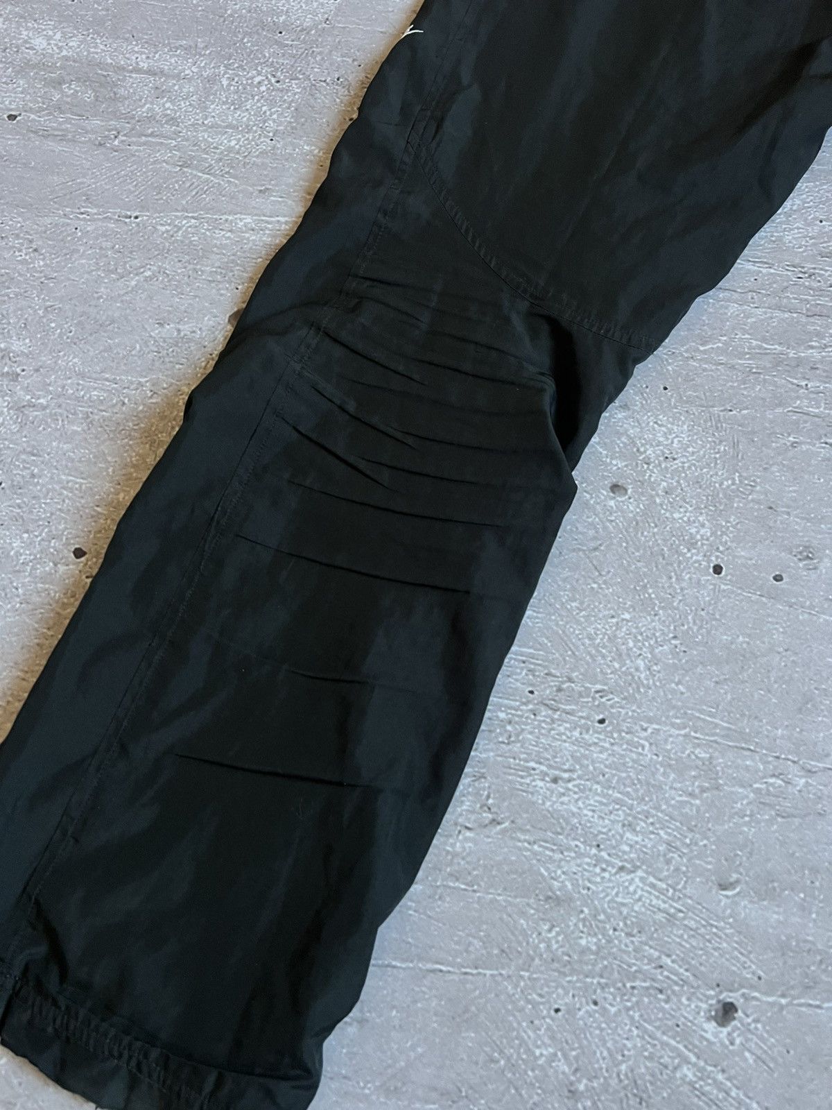 Nike Rare Vintage Women Pants Nylon Nike Size S Size 27" / US 4 / IT 40 - 13 Thumbnail