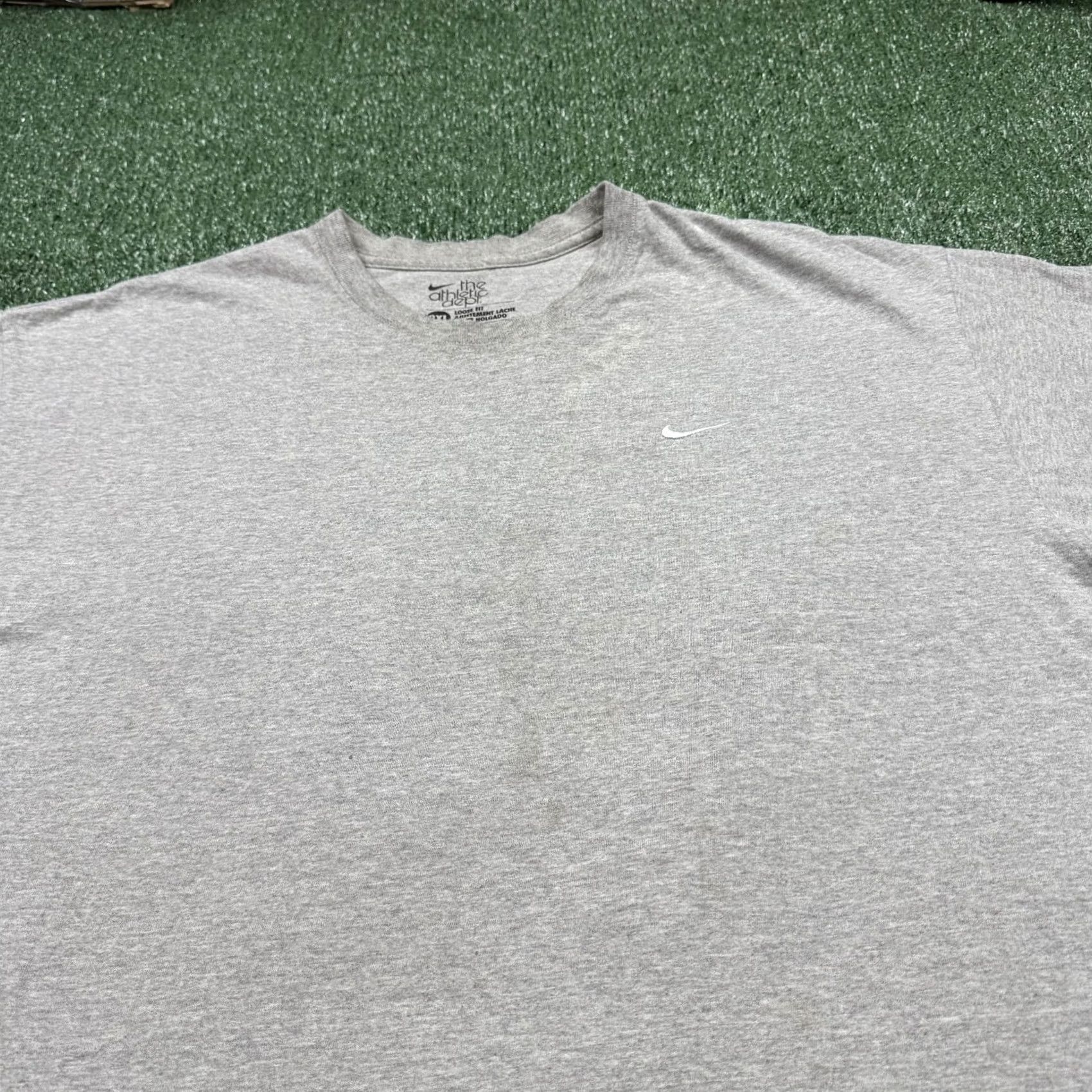 Nike Nike Dri-Fit Shirt Mens Size 2XL Gray Long Sleeve Lightweight Gym Performance Cross Training Running Size US L / EU 52-54 / 3 - 2 Thumbnail
