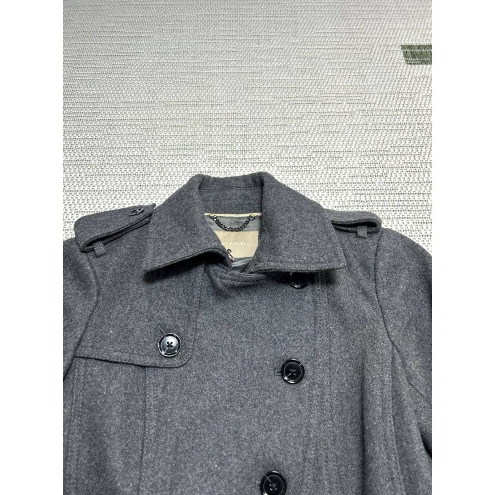 Banana Republic VINTAGE Banana Republic Trench Coat Womens 0 Gray Wool Belted Waist Single Breasted Size XS / US 0-2 / IT 36-38 - 3 Thumbnail