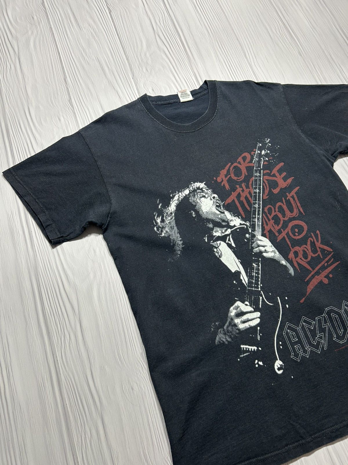Band Tees Vintage 2004 AC DC For Those About to Rock We Salute You Tee Size US L / EU 52-54 / 3 - 3 Thumbnail