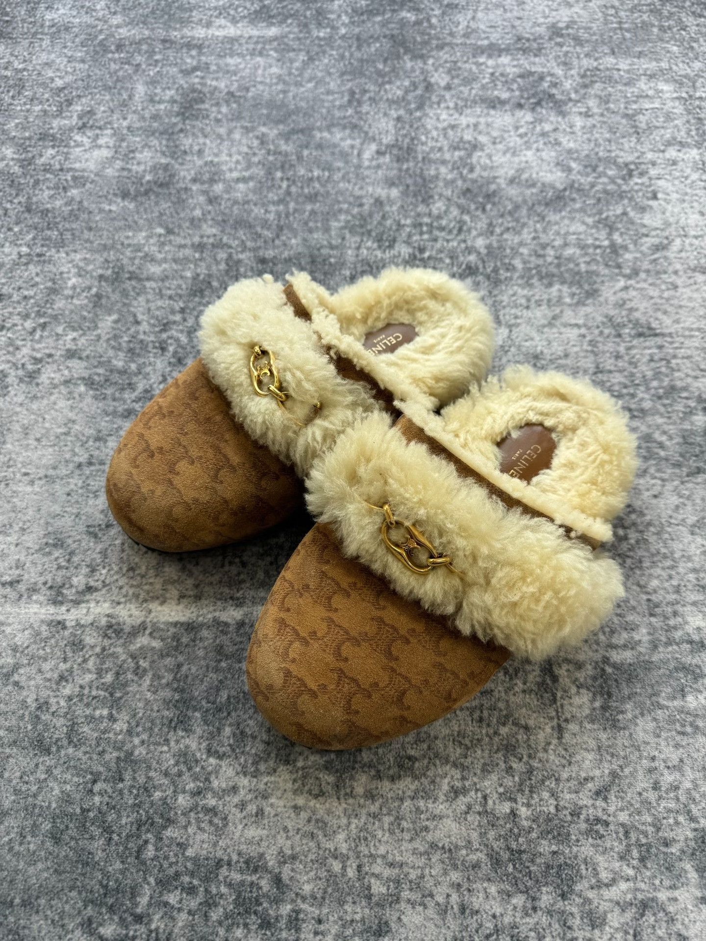 Celine Celine Triomphe Teddy Slippers Size US 6 / IT 36 - 1 Thumbnail